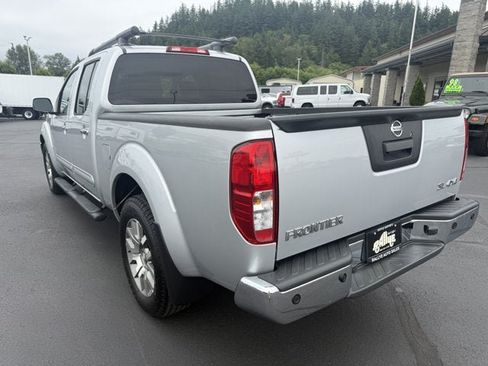 Used 2013 Nissan Frontier SL AWD/4WD image 5