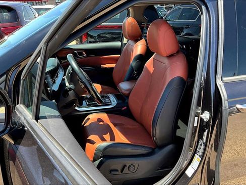 Used 2022 Kia Carnival SX Prestige image 7