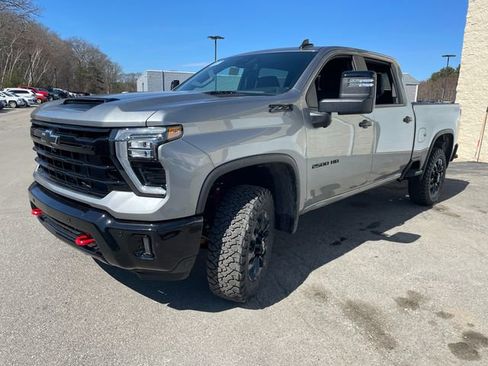 New 2026 Chevrolet Silverado 2500 LT w/ Trail Boss Package image 4