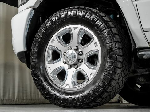 Used 2018 RAM 2500 Laramie w/ Sport Appearance Group AWD/4WD image 54