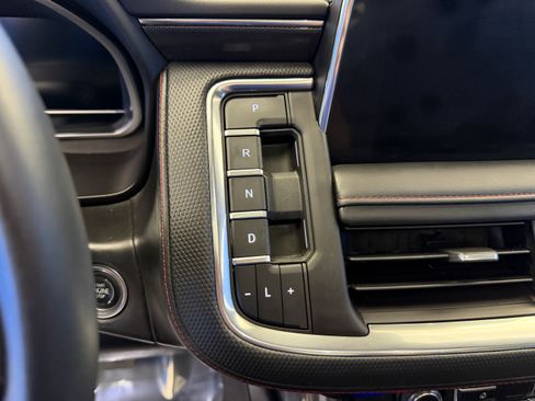 Used 2023 Chevrolet Suburban RST AWD/4WD image 22