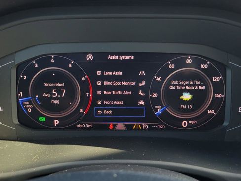 Used 2019 Volkswagen Atlas SEL Premium image 24