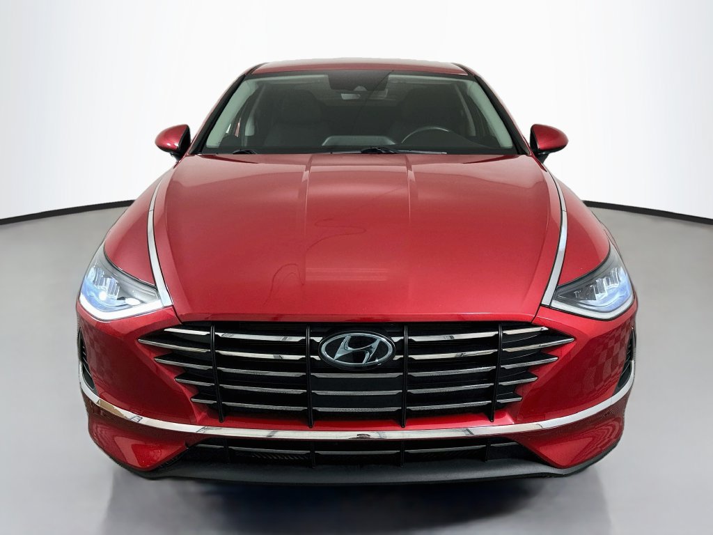 Used 2022 Hyundai Sonata SE FWD image 2