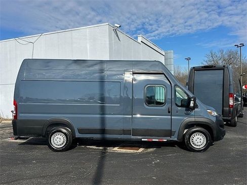 Used 2024 RAM ProMaster 3500 image 8