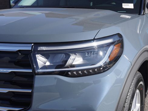 New 2026 Ford Explorer Active w/ Active Comfort Package image 14