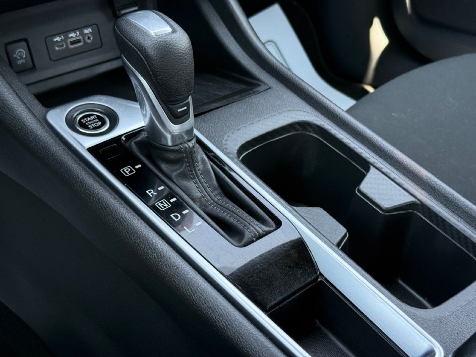 Used 2024 Nissan Sentra SV w/ All-Weather Package FWD image 16