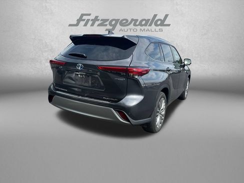 Used 2021 Toyota Highlander Platinum AWD/4WD image 8