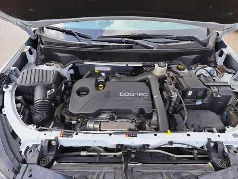 Certified 2022 Chevrolet Equinox Premier w/ LPO, Floor Liner Package image 32