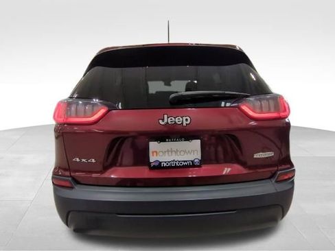 Used 2019 Jeep Cherokee Latitude Plus w/ Cold Weather Group AWD/4WD image 23