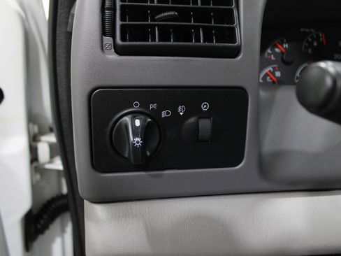 Used 2001 Ford F250 Lariat image 7