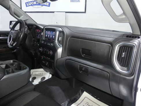 Used 2020 Chevrolet Silverado 1500 RST w/ RST Value Package AWD/4WD image 22