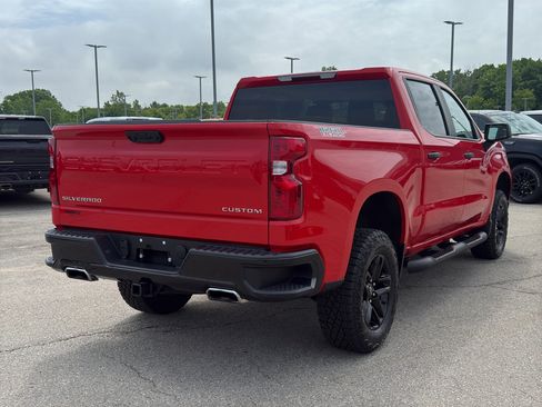 Used 2025 Chevrolet Silverado 1500 Custom Trail Boss AWD/4WD image 5