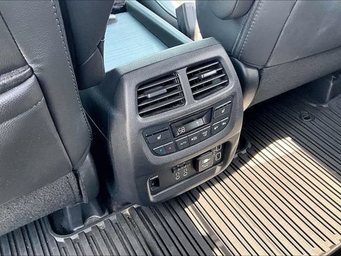 Used 2019 Honda Pilot Elite image 29