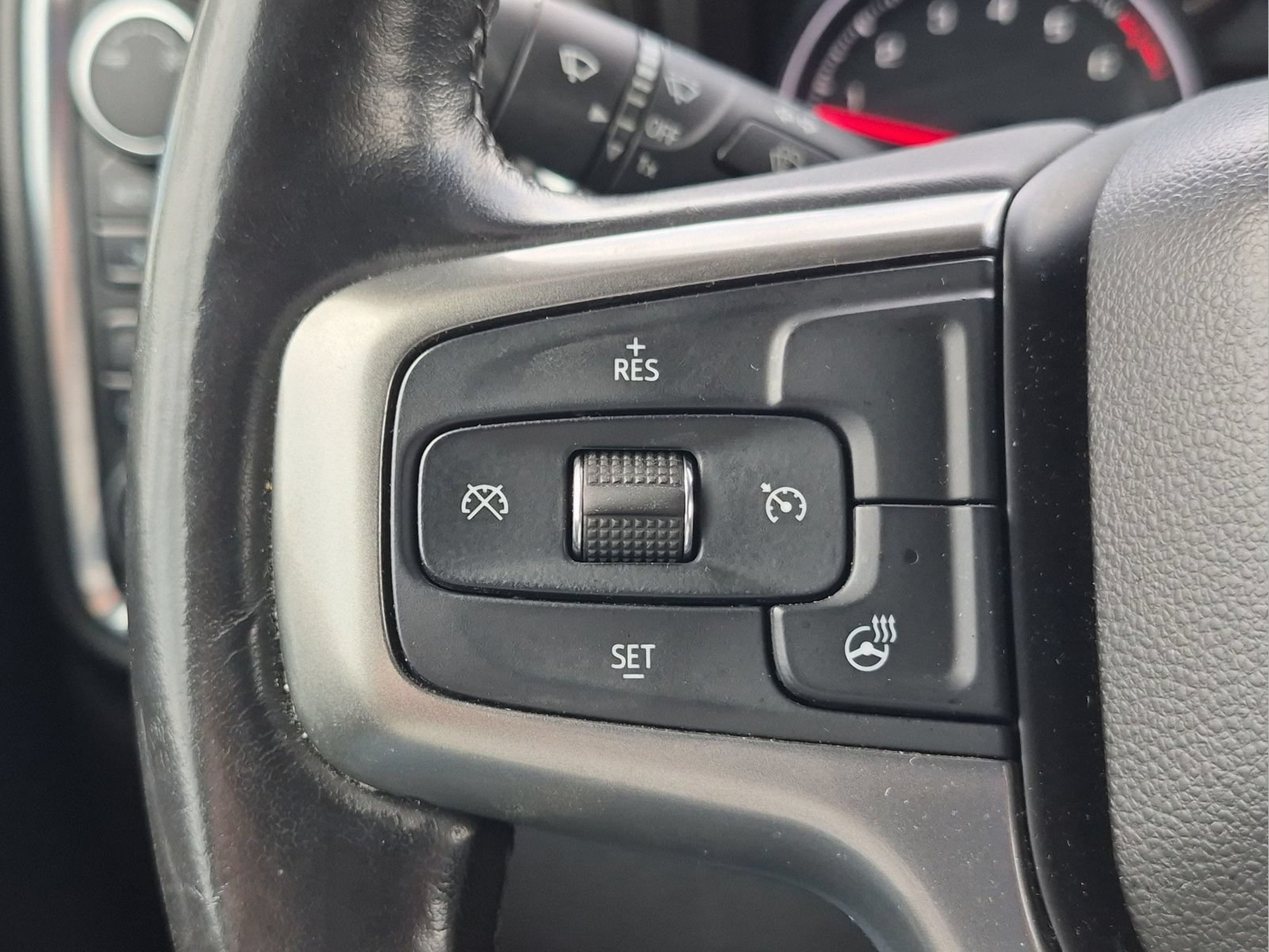 Used 2019 Chevrolet Silverado 1500 LT w/ All-Star Edition AWD/4WD image 13