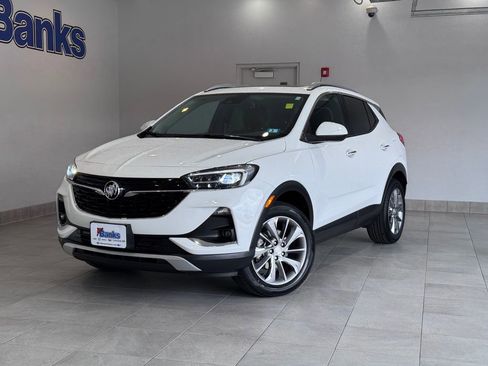 Certified 2022 Buick Encore GX Essence w/ Experience Buick Package image 2