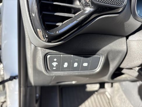 Used 2025 Kia Soul S image 20