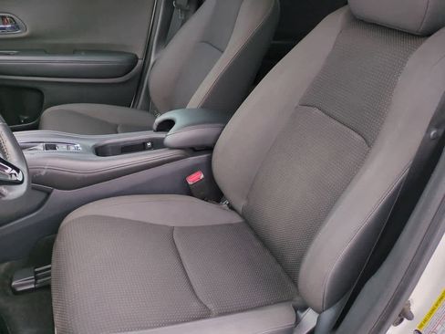 Used 2019 Honda HR-V Sport image 16