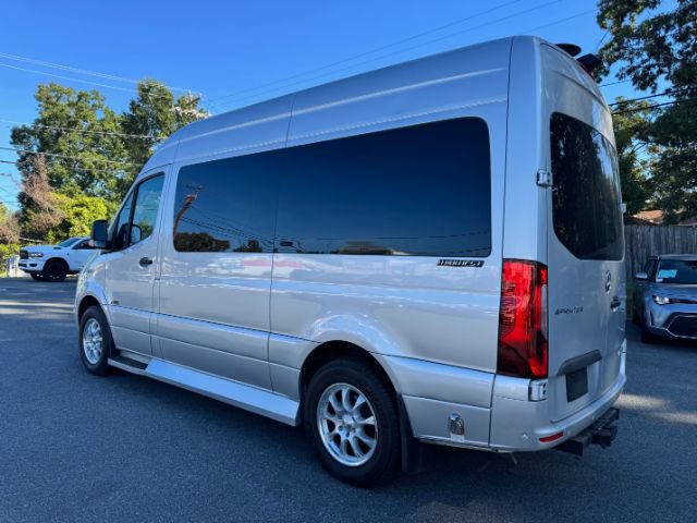 Used 2022 Mercedes-Benz Sprinter 2500 image 9