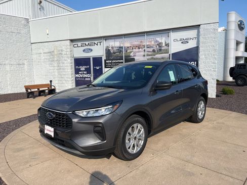 New 2025 Ford Escape Active w/ Cold Weather Package image 1