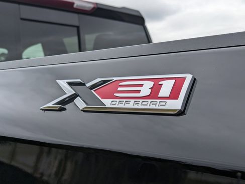 Used 2023 GMC Sierra 1500 SLT w/ SLT Premium Package image 25