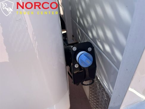 Used 2024 Ford F550 2WD Regular Cab Super Duty image 12