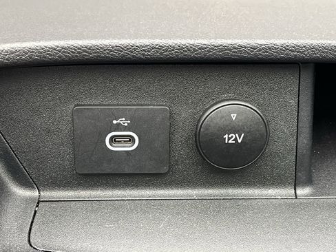 Certified 2024 Ford Transit 350 XLT image 21