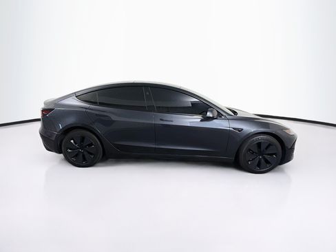 Used 2025 Tesla Model 3 Long Range RWD image 10