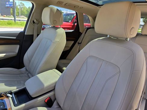 Used 2022 Audi Q5 2.0T Premium Plus image 23