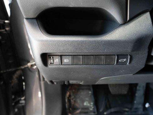 Used 2024 Toyota RAV4 XLE w/ Convenience Package FWD image 11