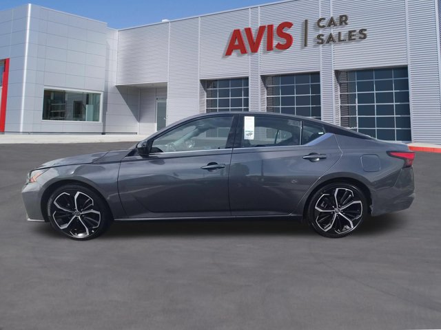 Used 2025 Nissan Altima 2.5 SR FWD image 10