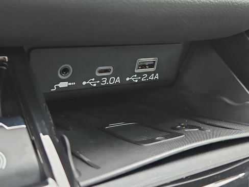 Used 2025 Subaru Outback Wilderness image 32