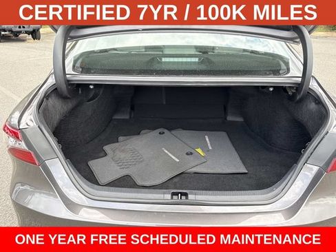 Used 2023 Toyota Camry XLE FWD image 12