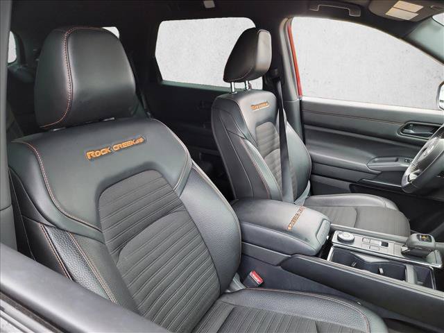 Used 2025 Nissan Pathfinder Rock Creek AWD/4WD image 15