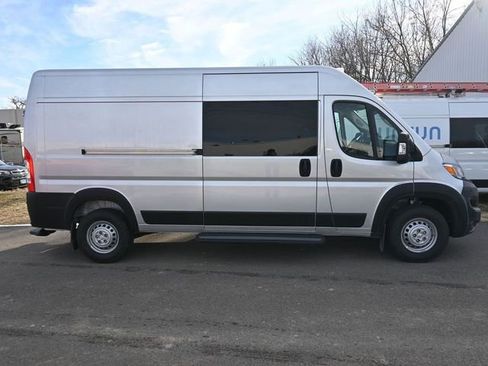 New 2026 RAM ProMaster 2500 w/ Convenience Group image 3