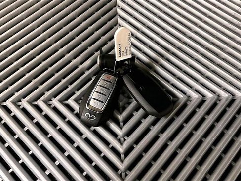 Used 2024 INFINITI QX60 Autograph image 10