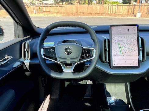 New 2026 Volvo EX30 Plus w/ Protection Package Premier image 15