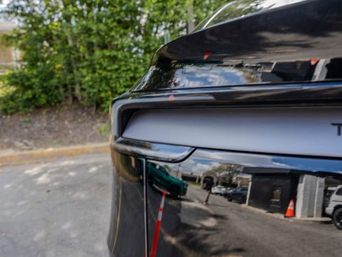 Used 2026 Tesla Model Y Long Range image 24