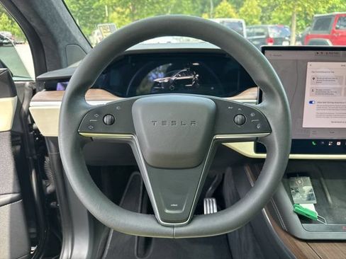 Used 2023 Tesla Model X AWD/4WD image 26