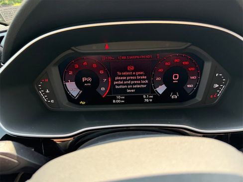 New 2025 Audi Q3 2.0T Premium image 18