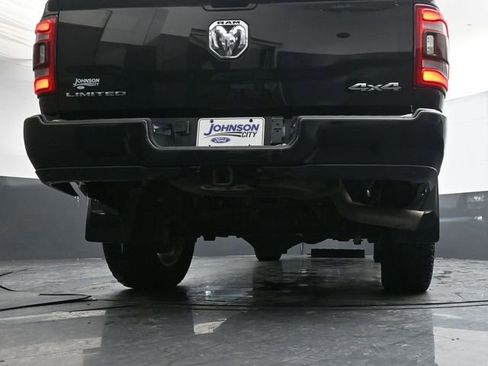 Used 2024 RAM 2500 Limited image 24