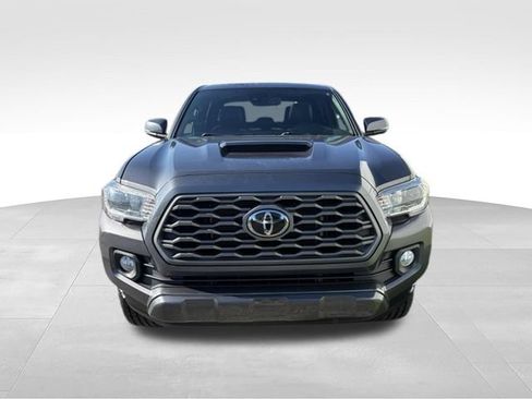 Used 2021 Toyota Tacoma TRD Off-Road AWD/4WD image 8