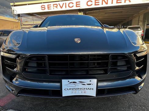 Used 2017 Porsche Macan GTS image 3