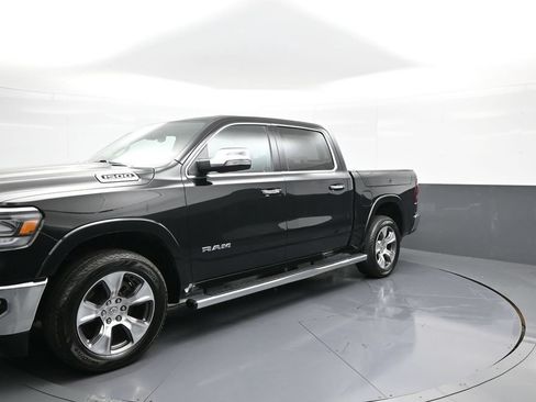 Used 2021 RAM 1500 Laramie AWD/4WD image 1