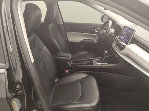 Used 2022 Jeep Compass Limited AWD/4WD image 21