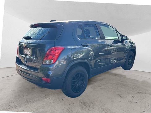 Used 2020 Chevrolet Trax LS FWD image 5