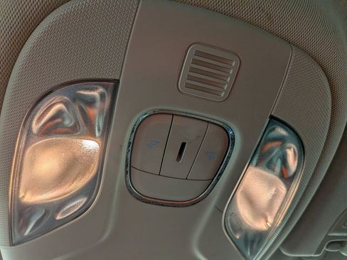 Used 2019 Jeep Compass Altitude image 30