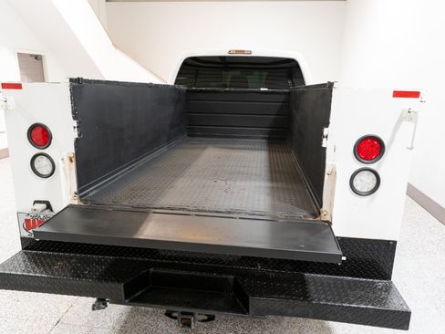 Used 2016 Ford F250 XL w/ Power Equipment Group RWD image 12