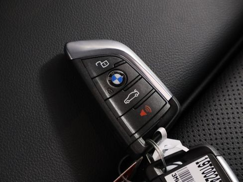Used 2026 BMW M340i w/ Premium Package RWD image 33