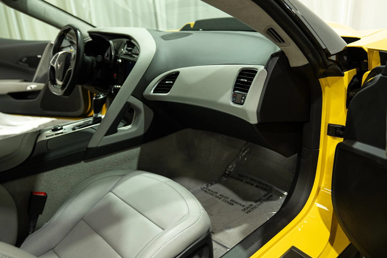 Used 2019 Chevrolet Corvette ZR1 RWD image 17
