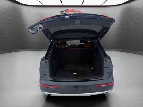 Used 2018 Audi Q5 2.0T Premium Plus w/ Premium Plus Package image 19